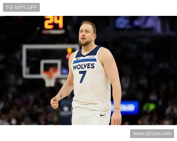 森林狼全队齐聚为英格尔斯庆生老将收获温馨生日惊喜