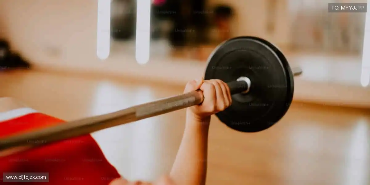 🎯 从 T 恤到奖杯，每一件都承载着你的故事！🏅